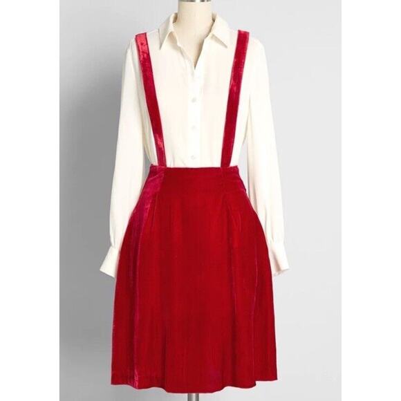 ModCloth 1X Suspender Skirt Crushed Velvet Red Holiday Christmas - Picture 1 of 9